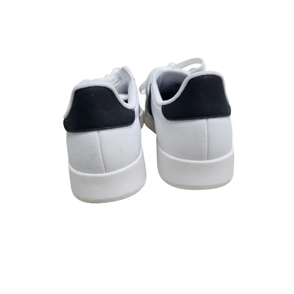 Adidas Barreda Low Top Sneaker 8.5 Gently Used